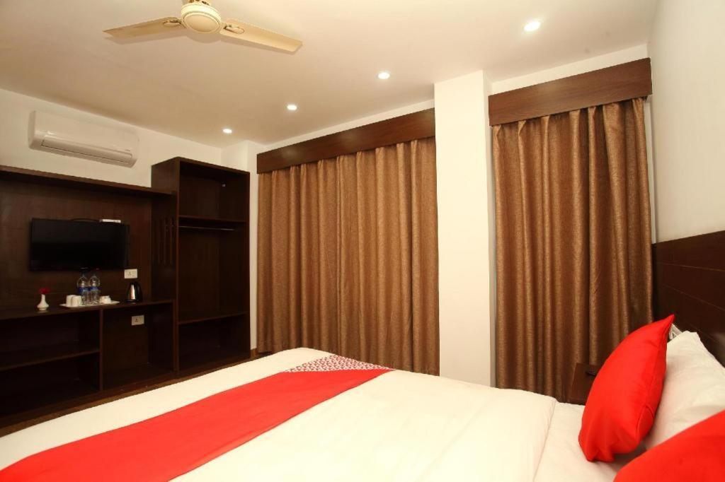 Oyo 525 Hotel Aloka Inn Rummindei Kültér fotó