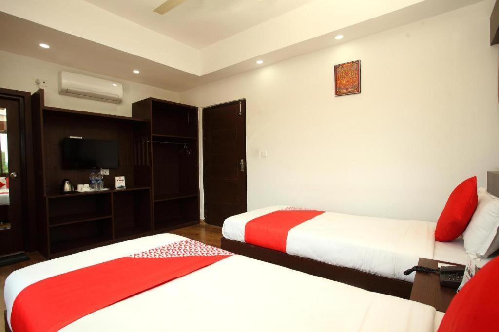 Oyo 525 Hotel Aloka Inn Rummindei Kültér fotó