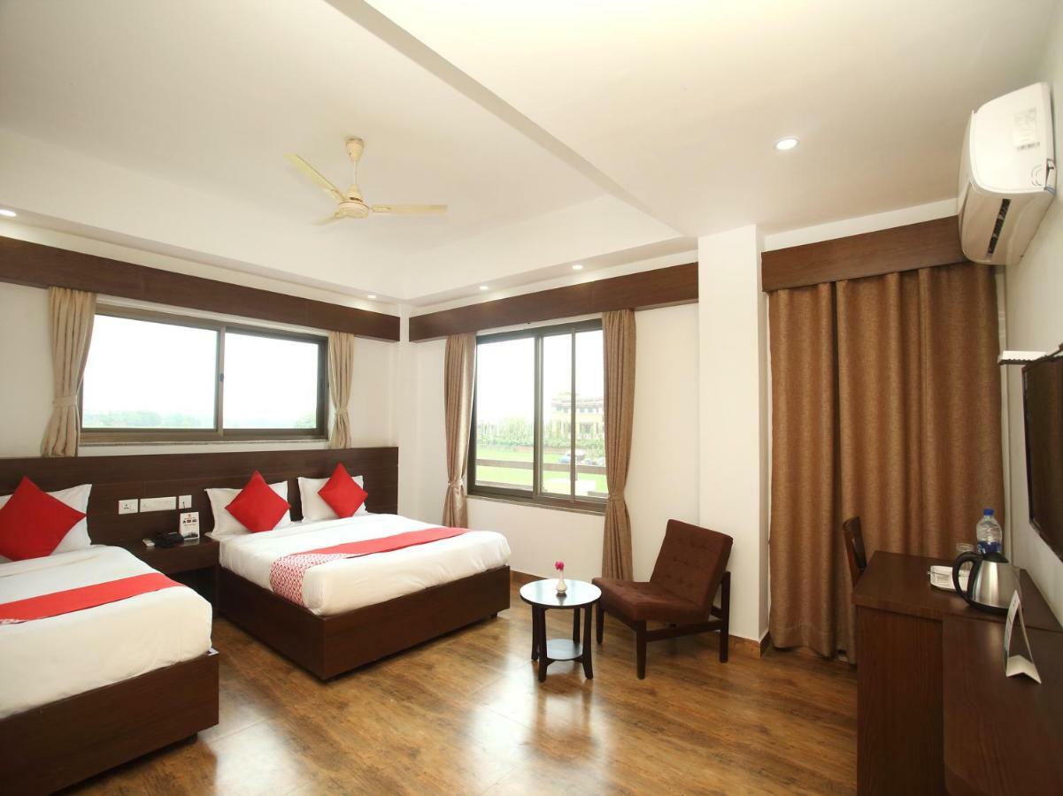 Oyo 525 Hotel Aloka Inn Rummindei Kültér fotó