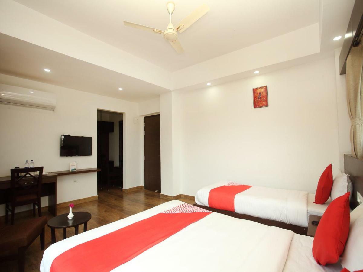 Oyo 525 Hotel Aloka Inn Rummindei Kültér fotó